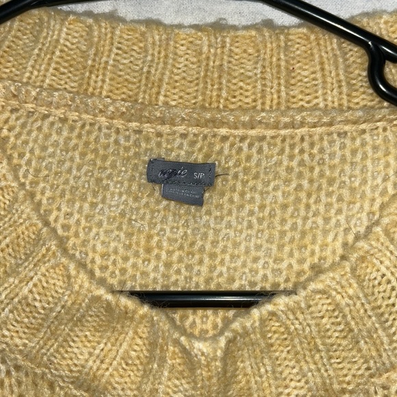 Oversized Womens Knitted Sweater - Picture 2 of 5